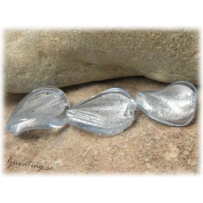 Ljusbl vriden silverfoil prla ca 18x15 mm