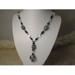 Halsband o armband / design Anna