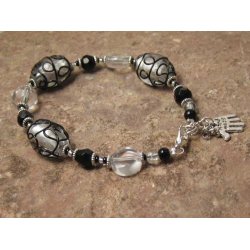 Halsband o armband / design Anna