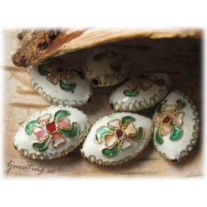 Cloisonne vit puffad ellips ca 20x14 mm