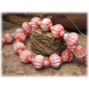 Millefiori glasprla basfrg rosa med rnder ca 13x13 mm