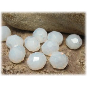 Vit opal med lyster facetterad 10-pack ca 8 mm