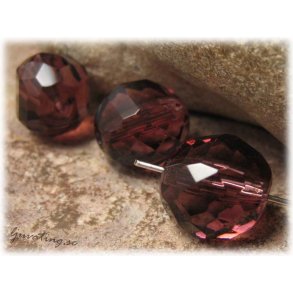 Plommonlila facetterad stair ca 14x14x11 mm