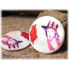 Snckskalsprla vit coin frgglatt motiv ca 30 mm