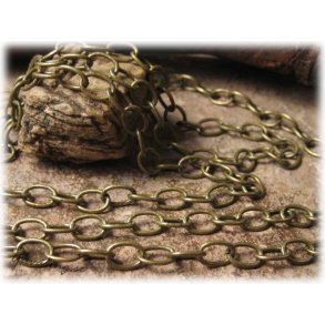 Kedja bronsfrgad korsade ovaler ca 8x6 mm