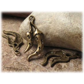 Berlock peppar antik bronfrgad metall ca 13x31 mm