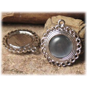 Runt hnge med gr cats eye prla ca 33x29 mm