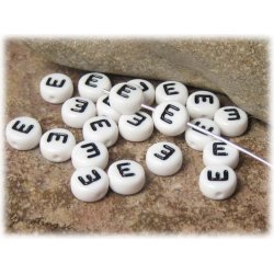 Bokstavsprla E i acryl  20-pack ca 7 mm