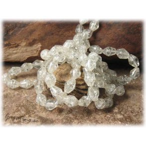 1 strng krackelerade clear bicone ca 10x7 mm