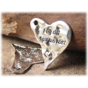 Hjrta med budskap Flj ditt hjrtas rst 38x36 mm