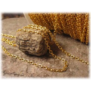 Kedja guldfrgad korsad ca 4x3 mm