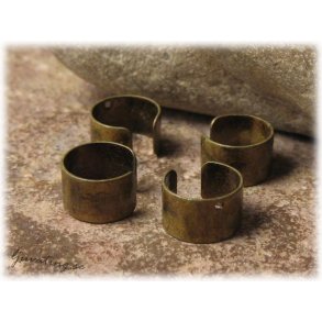 Ear cuff i antik brons metall ca 10x6 mm