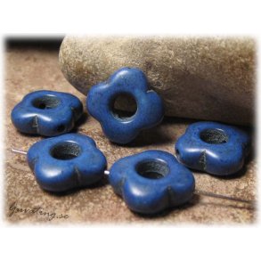 Blomma i bl howlite 1 styck ca 15 mm