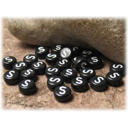 Bokstavsprla S i acryl svart 20-pack ca 7 mm