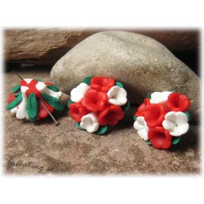 Fimoprla vit rd flerblommig blomma ca 25x15 mm