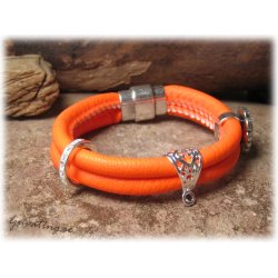 Orange lderimitation med sm tjocklek ca 5,5 mm