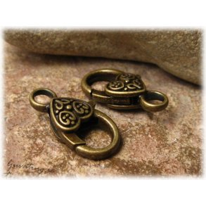 Klols antik bronsfrg mnstrat hjrta ca 26x14mm